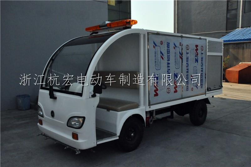 BD010游覽車頭灑水車